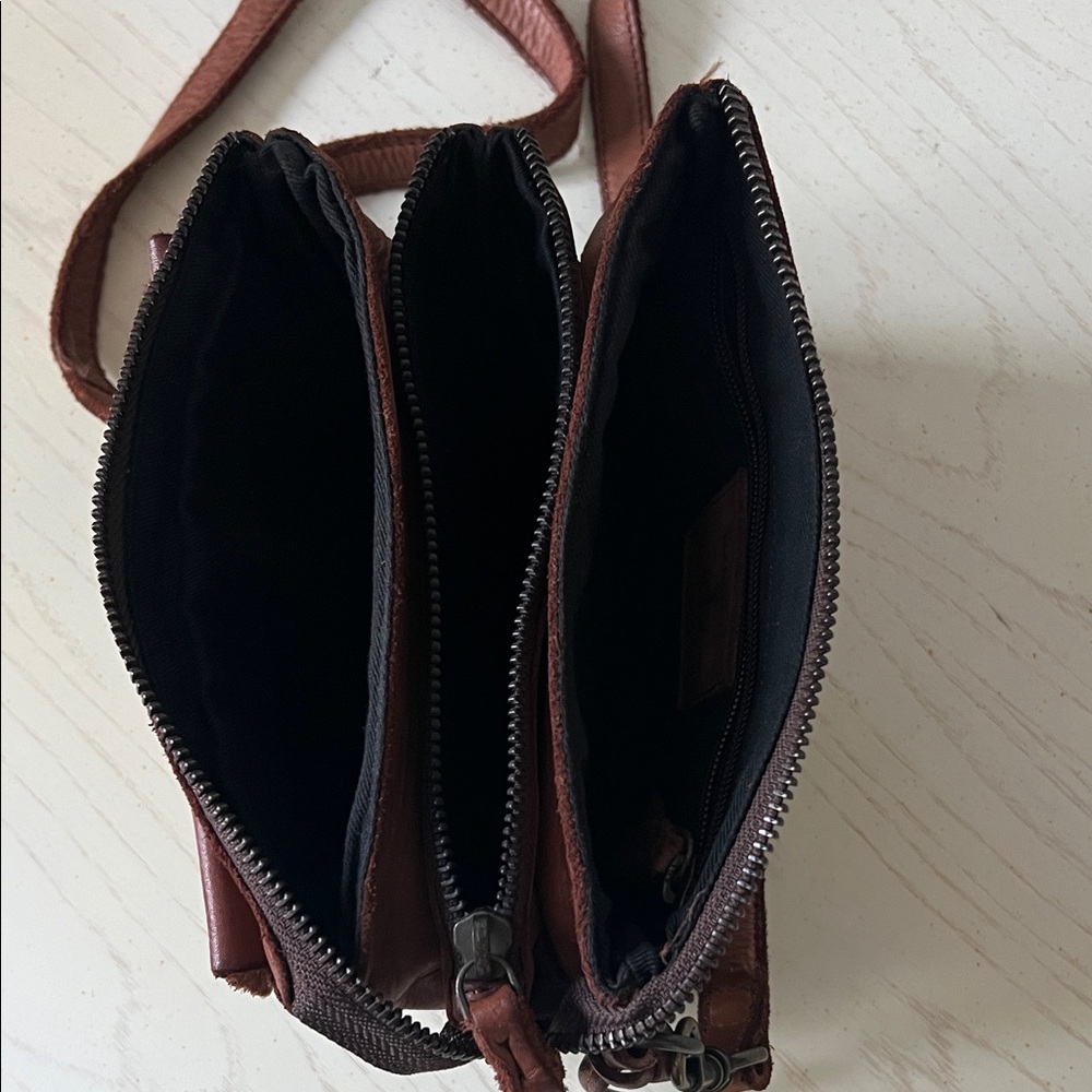 Harbour 2nd Brown Crossbody Bag - Picture 3 of 6